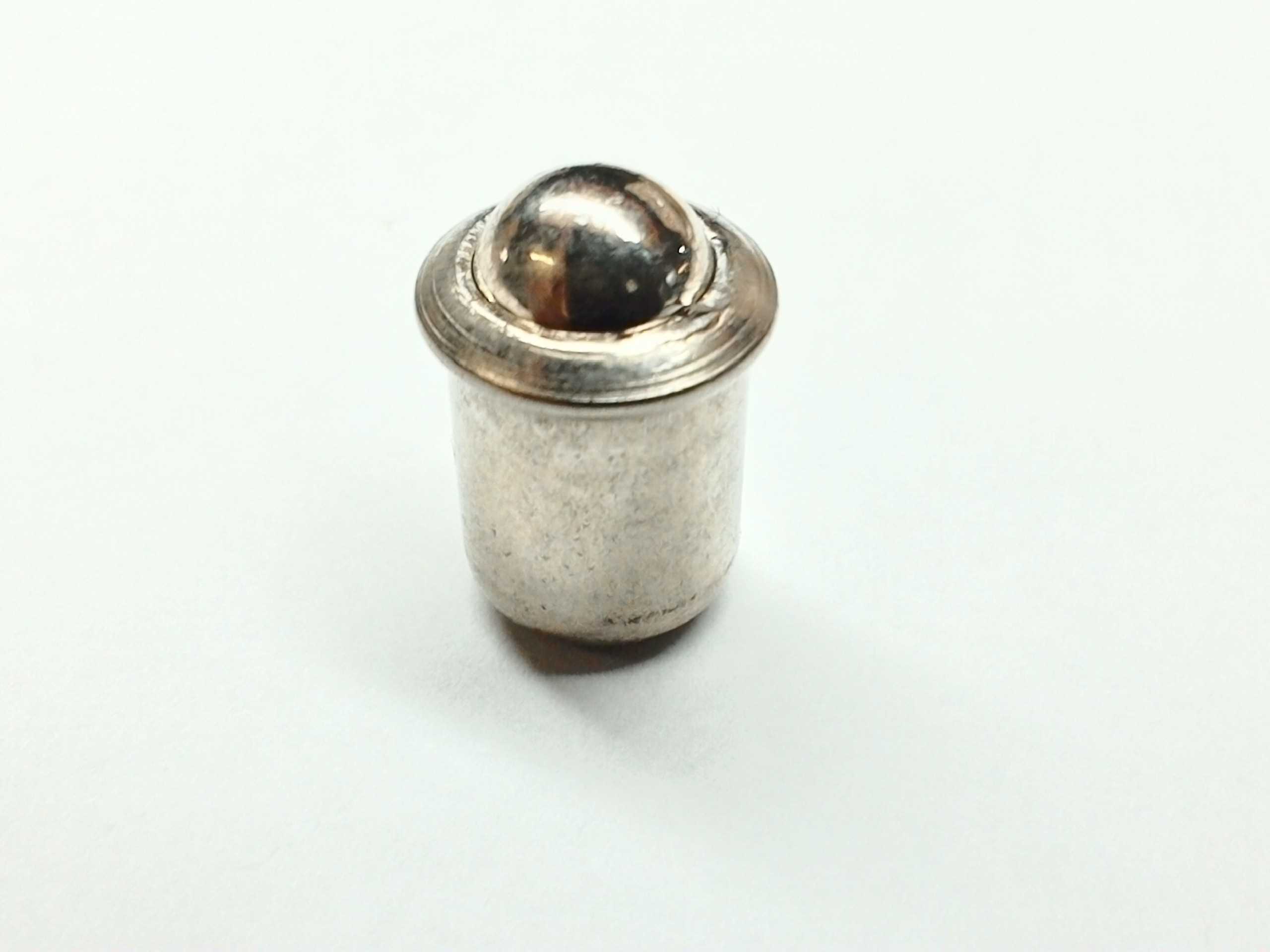 Zoom image